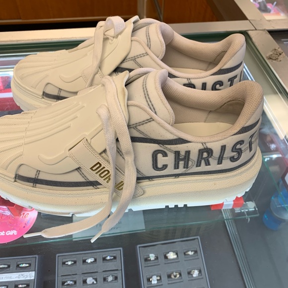 DESIGNER SNEAKERS - Picture 4 of 9